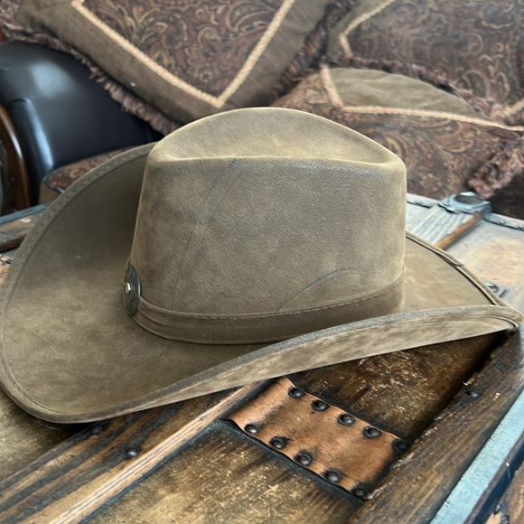 Rustic Cowboy Hat - Picture 2 of 6
